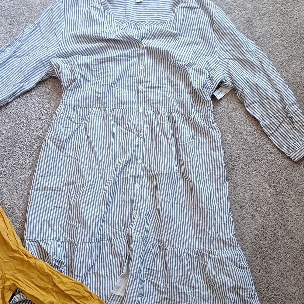 Old Navy Striped and Mustard Dresses - Picture 2 of 7